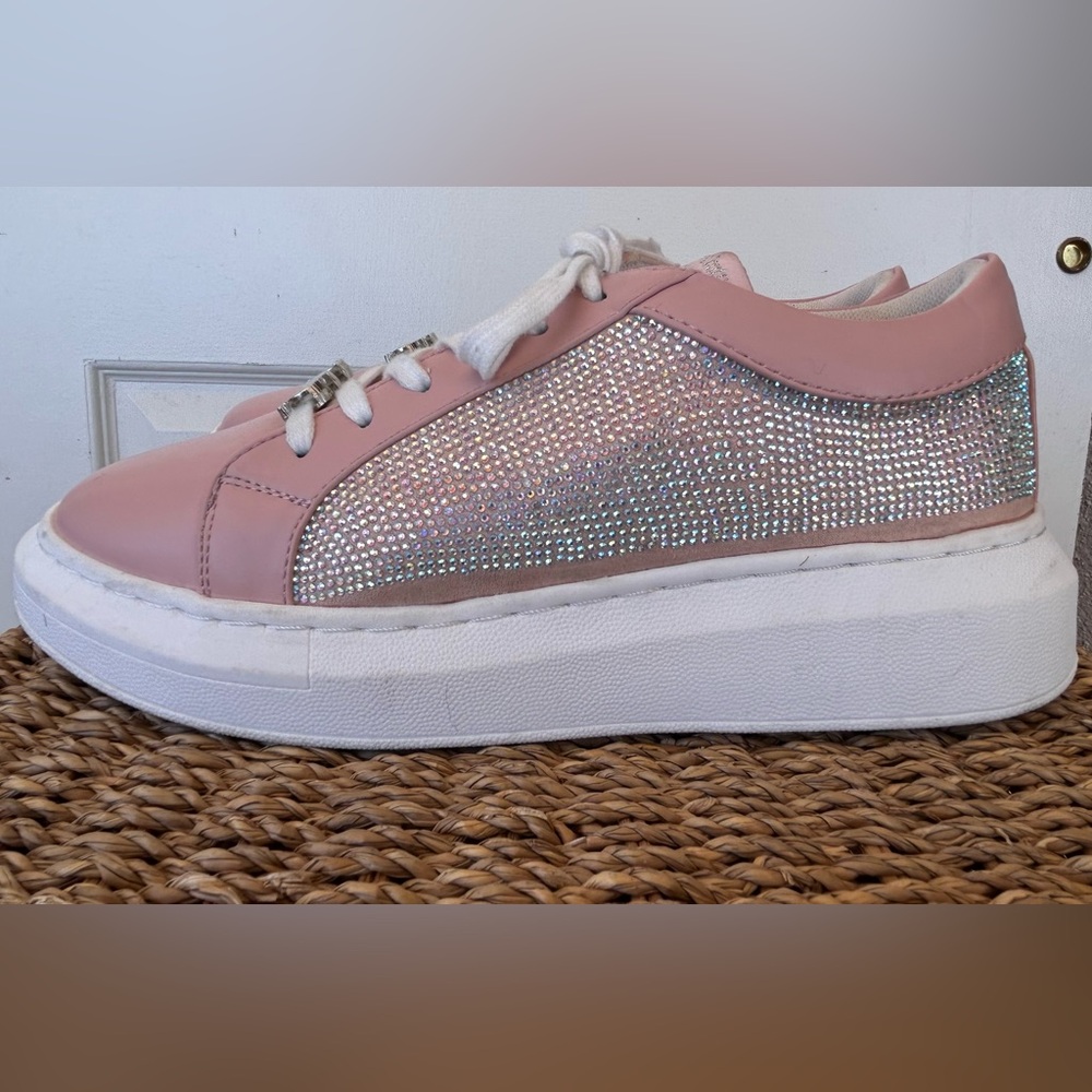 Juicy Couture Pink Blingy Chunky Sole Sneaker with Logo Charm Size 9